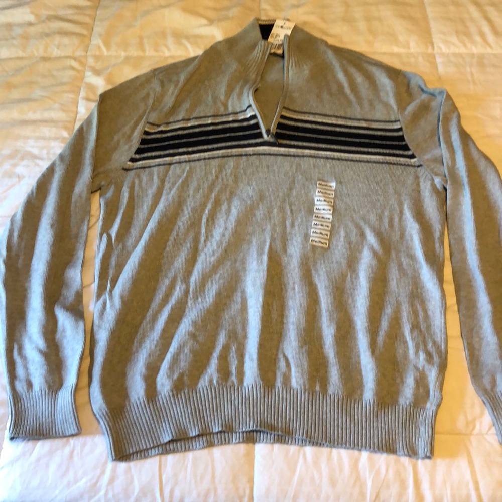 Mens light weight sweater